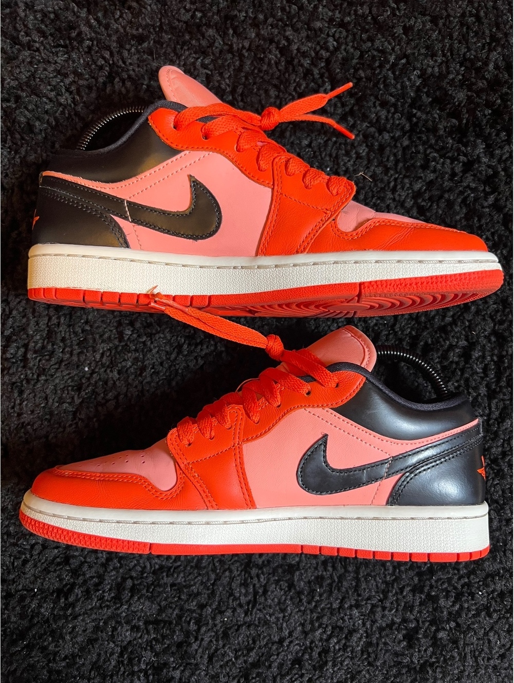 Wmns Air Jordan 1 Low SE 'Rush Orange Black' - Picture 2 of 4